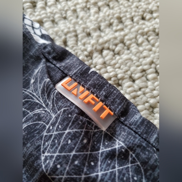 New✨ Unifit Pineapple Print Beach Shorts - Picture 5 of 6